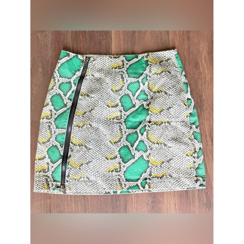 Akira Green Snakeskin Mini Skirt Asymmetric Exposed Zipper Festival Party Large